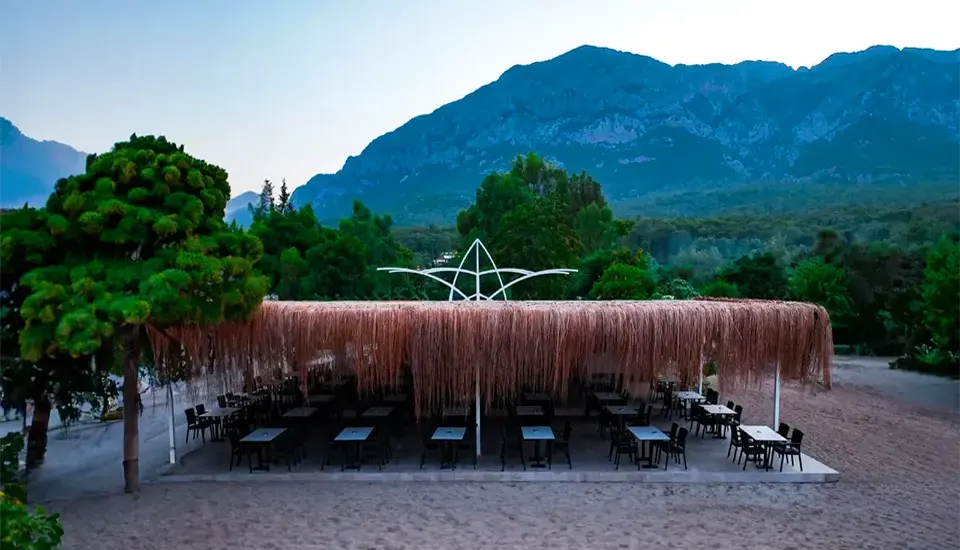 سینت استار هتل کمر